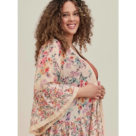 NWT Torrid Ruffle Kimono Lightweight Chiffon Floral Tan Plus Size: 00X (10) - Picture 3 of 5